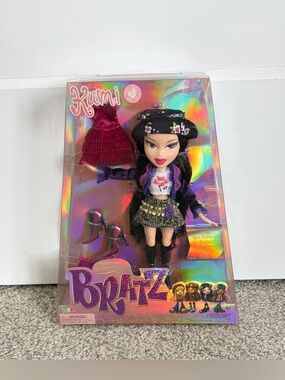 2022 Bratz Kumi Doll